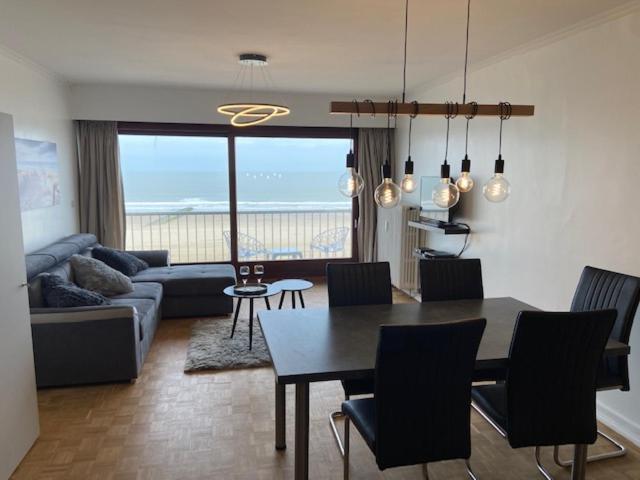 Golfslag Apartman Blankenberge Kültér fotó